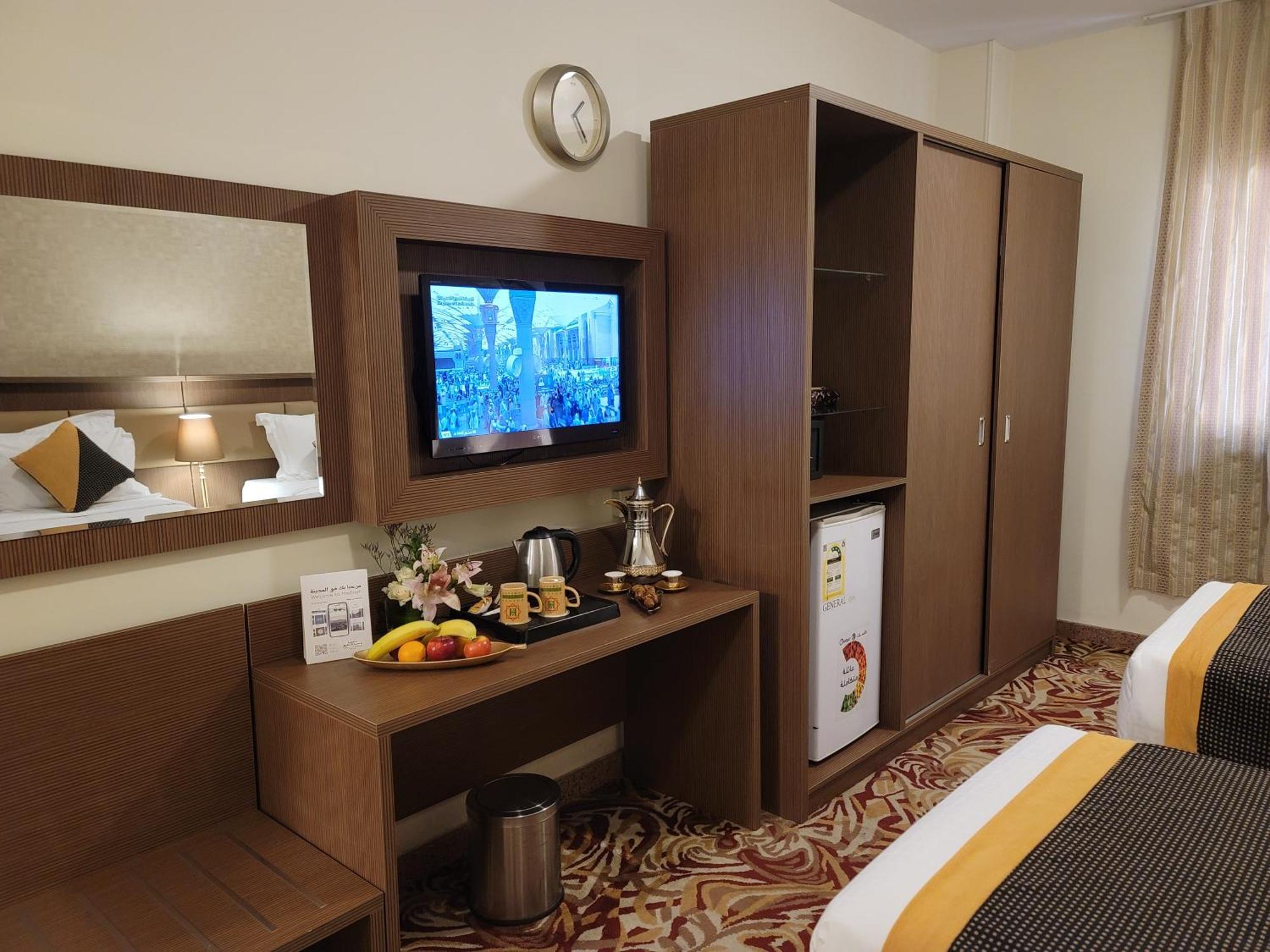 Qasr Al Ansar Golden Tulip Hotel Medina Eksteriør billede
