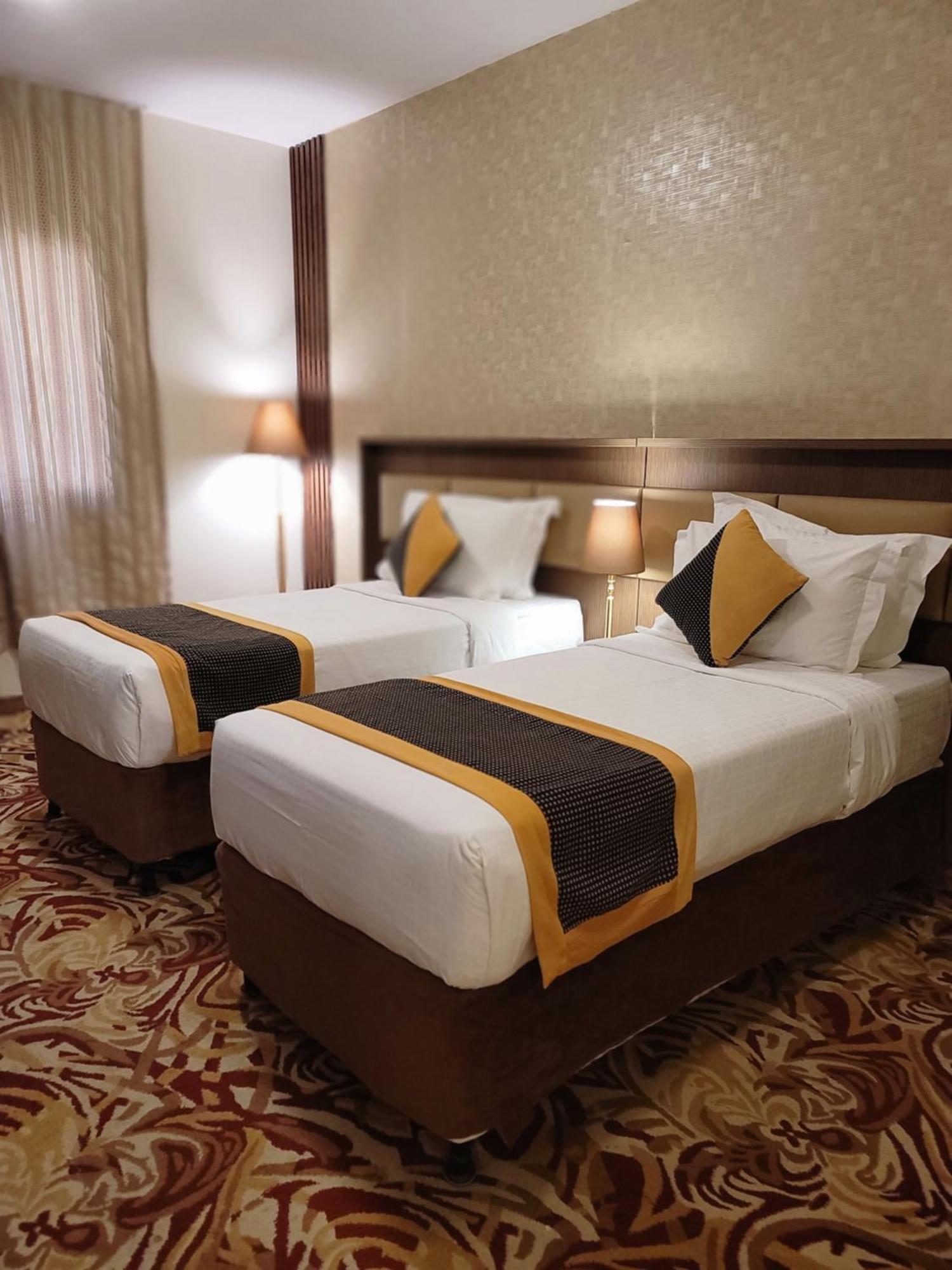 Qasr Al Ansar Golden Tulip Hotel Medina Eksteriør billede