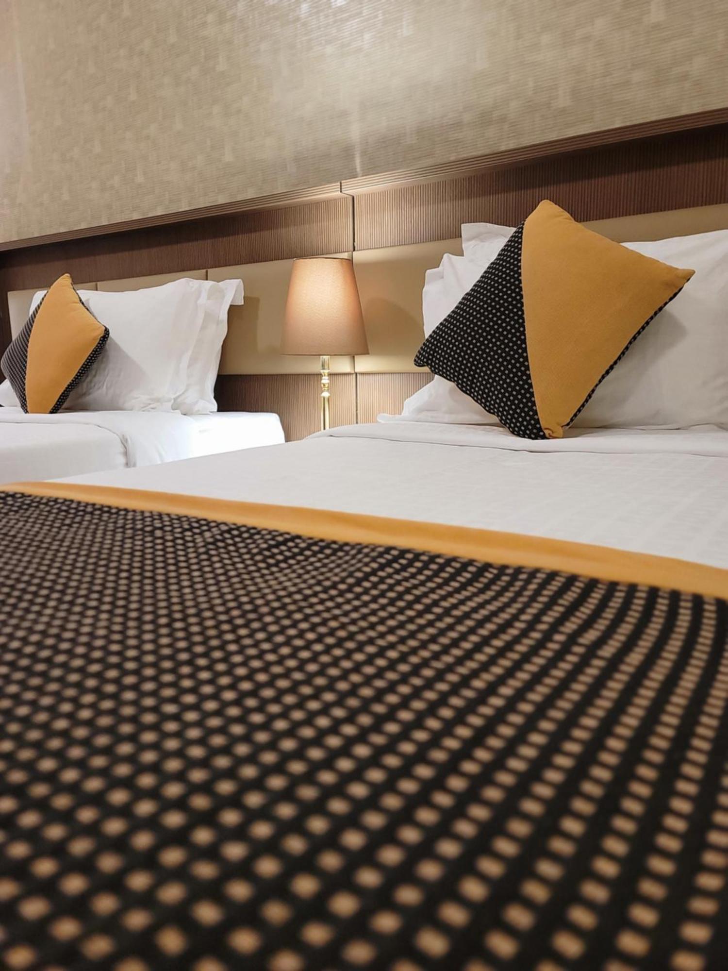 Qasr Al Ansar Golden Tulip Hotel Medina Eksteriør billede