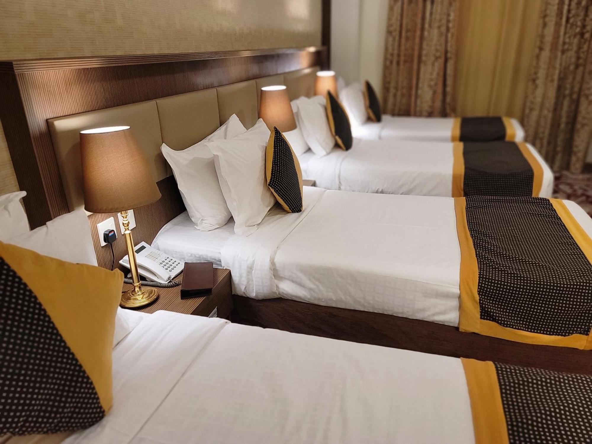 Qasr Al Ansar Golden Tulip Hotel Medina Eksteriør billede