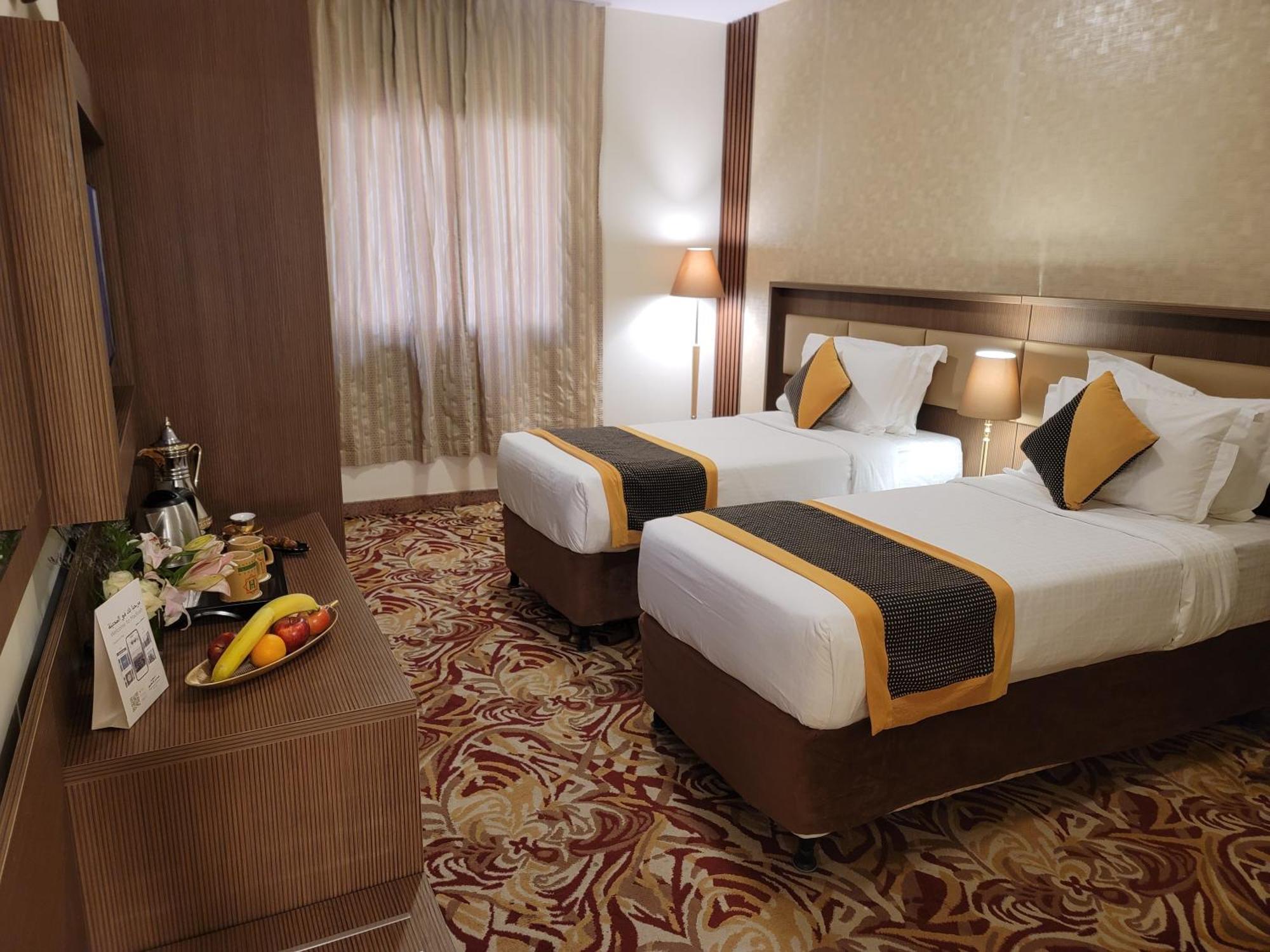 Qasr Al Ansar Golden Tulip Hotel Medina Eksteriør billede