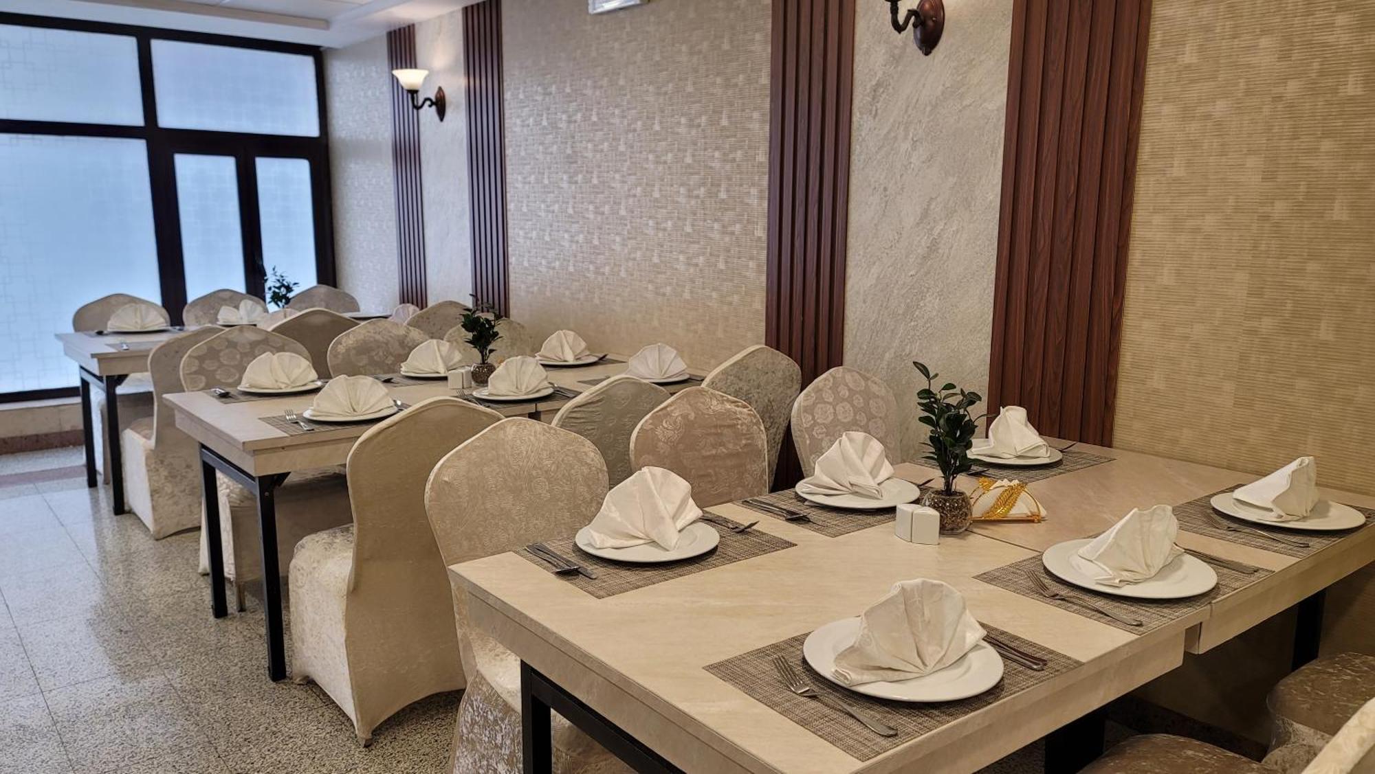 Qasr Al Ansar Golden Tulip Hotel Medina Eksteriør billede